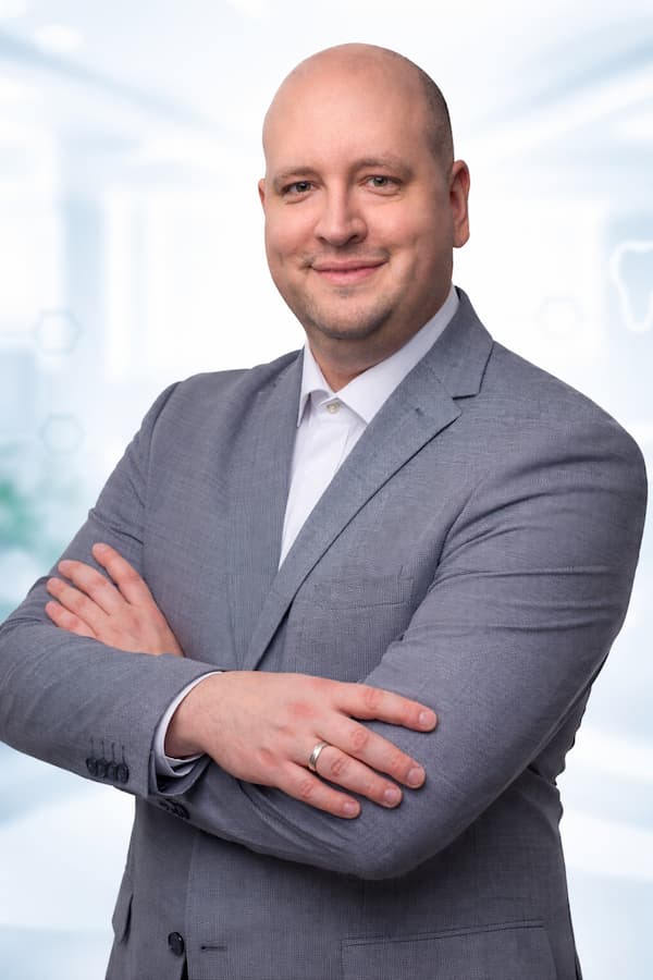 Balazs Monos, dental SEO specialist and healthcare copywriter, founder of Dental Rank Lab